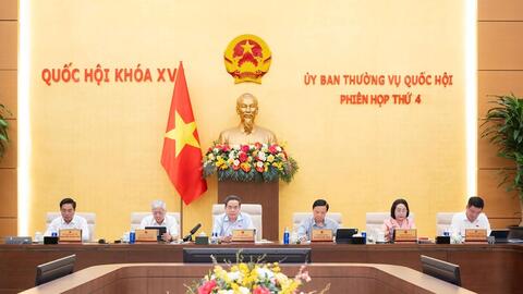 Đề xuất cấm kinh doanh “khí cười” ngoài mục đích y tế