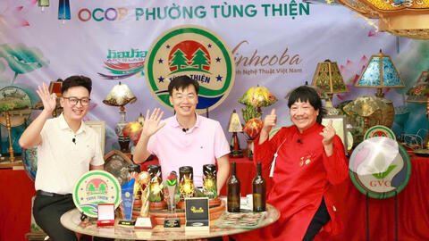 Phường Tùng Thiện đẩy mạnh quảng bá OCOP trên nền tảng số