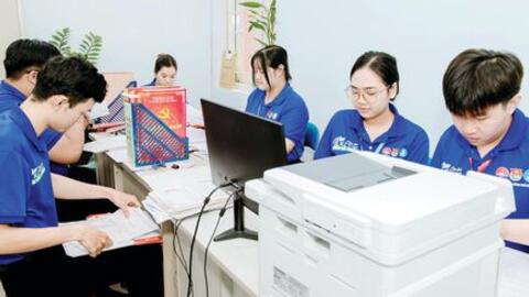 Bản lĩnh người trẻ trước ma trận thông tin số