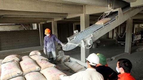 Sức cầu trở lại, doanh nghiệp ngành xi măng vẫn chưa hết khó
