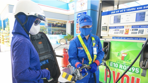 Đề xuất doanh nghiệp tự quyết giá xăng dầu