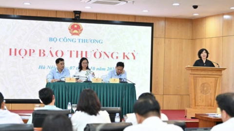 Tăng cường rà soát, kiểm duyệt đối với hoạt động bán thuốc, thực phẩm chức năng qua livestream