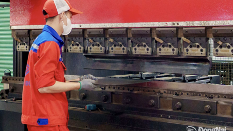 Doanh nghiệp tái cấu trúc sản xuất, kinh doanh