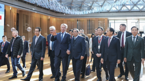 Thủ tướng thăm tập đoàn khí đốt hàng đầu của Nga, thúc đẩy các dự án LNG lớn tại Việt Nam