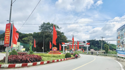 Triển khai chương trình mục tiêu quốc gia cho vùng đồng bào dân tộc thiểu số và khu vực nông thôn đặc biệt khó khăn
