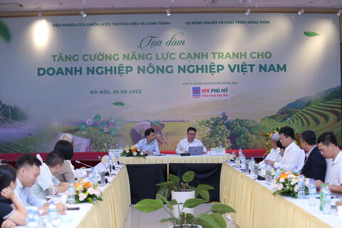 Album ảnh: Tọa đàm Tăng cường năng lực cạnh tranh cho doanh nghiệp nông nghiệp Việt Nam