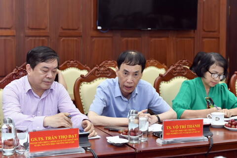 Ngân hàng Nhà nước Việt Nam họp với các chuyên gia về chính sách ngoại tệ và lãi suất tiền gửi bằng đồng đô la Mỹ