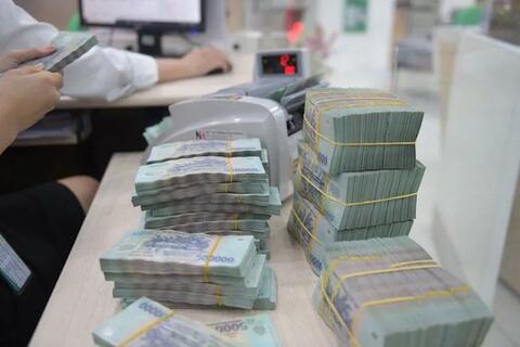 Tăng chỉ tiêu tín dụng, bơm vốn cho nền kinh tế