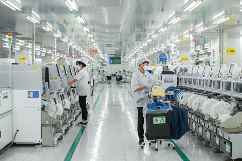Kỳ tích kinh tế Việt Nam: Tăng trưởng 106 lần, dẫn đầu ASEAN và khát vọng đến năm 2045