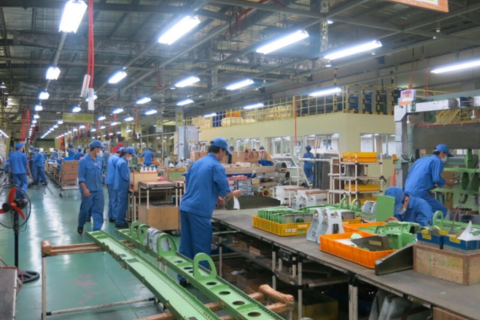 Đa dạng hóa thị trường, tăng nội địa hóa là chìa khóa cho xuất khẩu bền vững