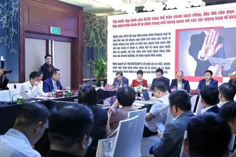 Hơn 2.000 doanh nghiệp phải xin 'giấy phép con' vì điều kiện kinh doanh quá cao