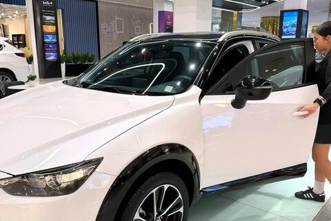 Thị trường ô tô hybrid: 'Nín thở' trước ngày giảm thuế, mức giảm có thể cả trăm triệu đồng