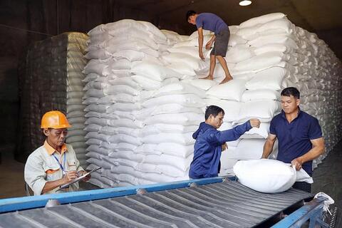 Đưa dự trữ vào vị trí chiến lược của an ninh kinh tế, ổn định vĩ mô