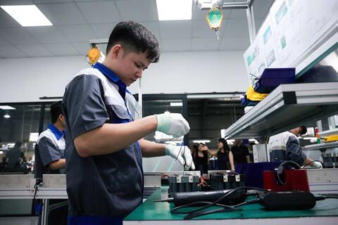 Dự kiến GDP Việt Nam năm 2025 đạt trên 8%, nằm trong số tăng trưởng nhanh nhất thế giới