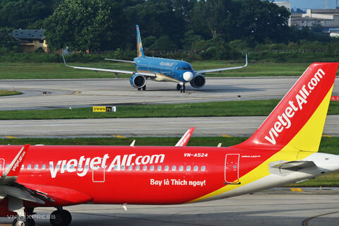 Cuộc cạnh tranh trên bầu trời Việt năm 2026