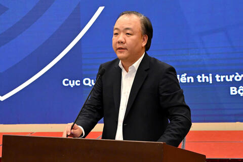 Doanh nghiệp xăng dầu sắp được kê khai, tự quyết giá