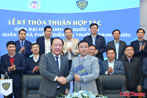 Giai đoạn mới trong hợp tác đào tạo nhân lực quản lý thị trường