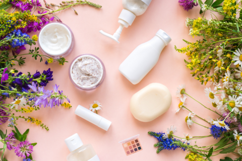 Quản lý mỹ phẩm: Pháp luật về mỹ phẩm cần dựa trên yêu cầu bảo vệ sức khỏe cộng đồng