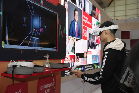 Hóa giải điểm nghẽn để doanh nghiệp Việt bứt phá trong chuỗi cung ứng