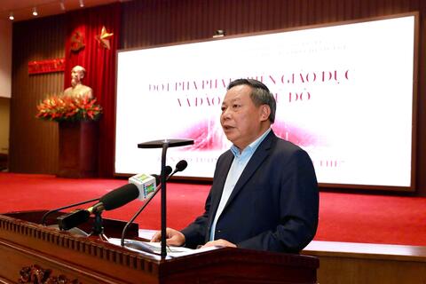 Hà Nội dự định đặt mua hệ thống "siêu máy" điều trị ung thư Proton MEVION S250-FIT