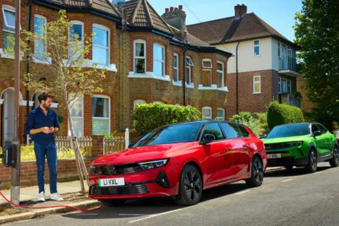 Khi trạm sạc xe điện bước vào chung cư: Thách thức mới của đô thị xanh