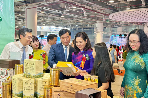 Khai mạc hội chợ OCOP Quảng Ninh tại Liên hoan Phát thanh toàn quốc