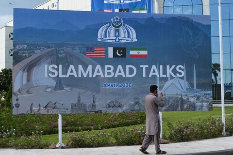 Gia hạn thỏa thuận ngừng bắn: Tín hiệu chiến lược của Tổng thống Trump với Iran