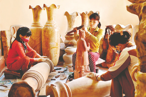 Để “mạch máu” kinh tế hộ không còn vướng rào cản pháp lý