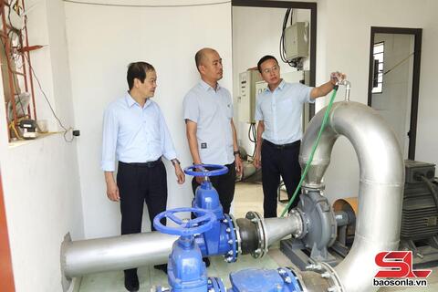 Lãnh đạo đơn vị thực hiện hiệu quả nhiệm vụ sản xuất, kinh doanh