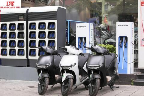 Honda - VinFast đối đầu trên thị trường xe máy Việt