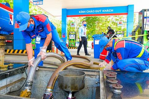 Xăng sinh học E10 -Bước chuyển xanh của Việt Nam