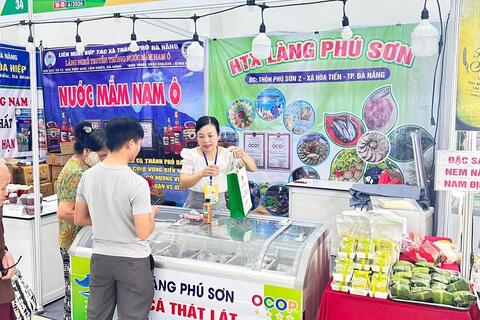 Tư duy chiến lược đưa đặc sản nông thôn ra "biển lớn"