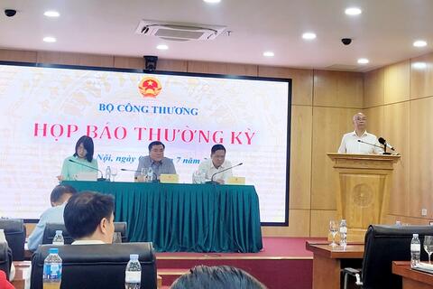 Bộ Công Thương: Nhập siêu vẫn trong tầm kiểm soát