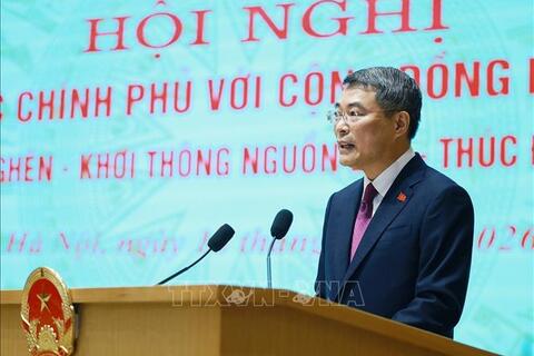 Chuyển mạnh từ nhận diện, tháo gỡ khó khăn sang hoàn thiện nền tảng kiến tạo phát triển