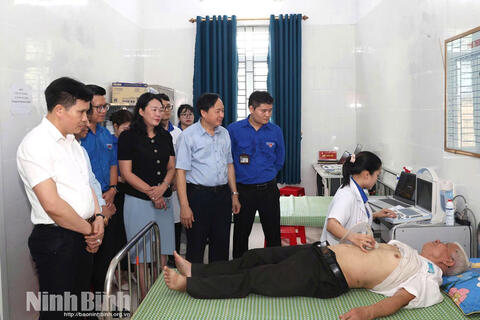 Huy động các nguồn lực chăm lo sức khoẻ cho người dân