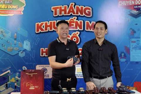 Hà Nội nâng tầm thương nhân từ “gian hàng số”
