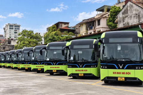 Hà Nội tiếp tục thay thế xe buýt điện, mở rộng tỷ lệ đoàn phương tiện xanh