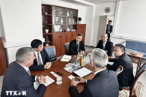Việt Nam và Hungary thúc đẩy hợp tác nông nghiệp, khoa học-công nghệ