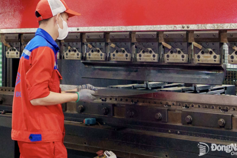 Doanh nghiệp tái cấu trúc sản xuất, kinh doanh