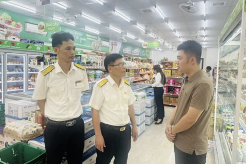 “Đến tận nơi, gặp từng hộ”, hỗ trợ hộ kinh doanh tuân thủ pháp luật thuế