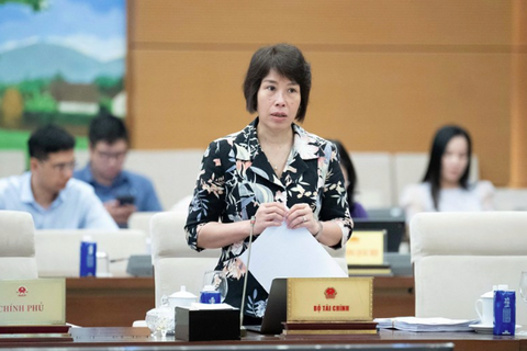 Giảm 21 ngành, nghề kinh doanh có điều kiện; đề xuất đưa thương mại điện tử vào danh sách "siết"