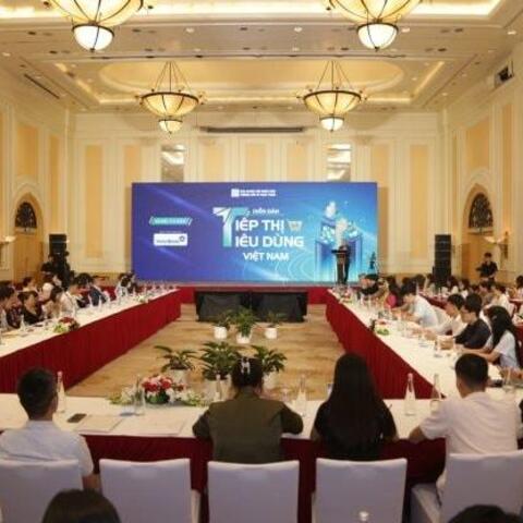 Diễn đàn Tiếp thị và Tiêu dùng Việt Nam 2025: Phát triển bền vững và kinh tế xanh