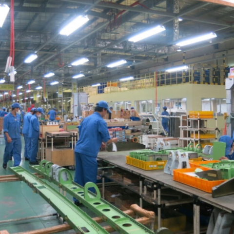Đa dạng hóa thị trường, tăng nội địa hóa là chìa khóa cho xuất khẩu bền vững