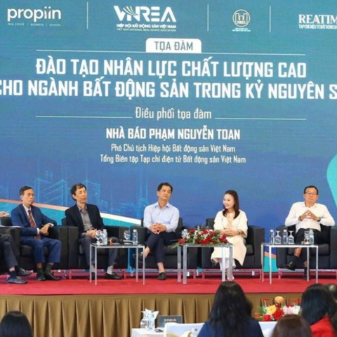 Tọa đàm “Đào tạo nhân lực chất lượng cao cho ngành bất động sản trong kỷ nguyên số”