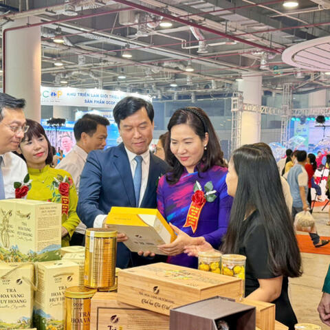 Khai mạc hội chợ OCOP Quảng Ninh tại Liên hoan Phát thanh toàn quốc