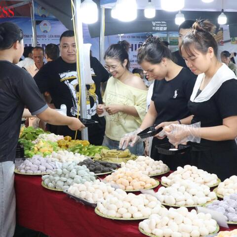 Phiên chợ OCOP và ẩm thực vùng miền 2026: Mở rộng kết nối, nâng tầm sản phẩm HTX