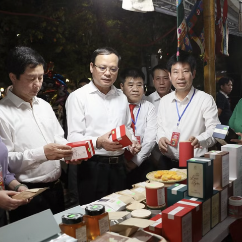 Khai mạc Festival nông sản, OCOP, làng nghề gắn kết du lịch