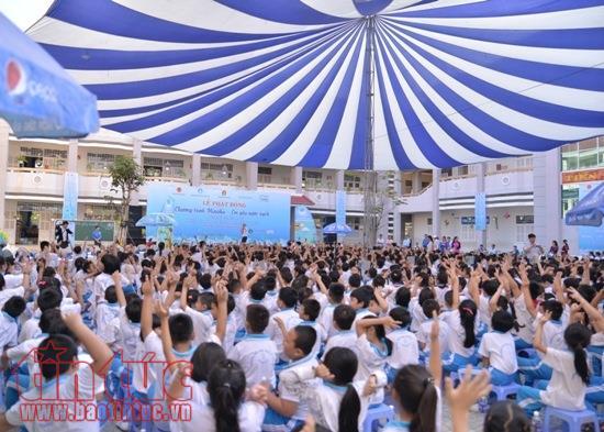 30 trường tiểu học tham gia chương trình 'Mizuiku - Em yêu nước sạch'