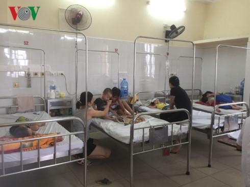 thoi tiet nang nong quang ninh gia tang benh o nguoi gia va tre em hinh 3