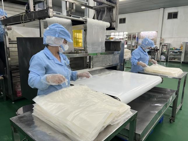 Tính toán lại chiến lược để tăng sức cạnh tranh cho hàng Việt ảnh 2